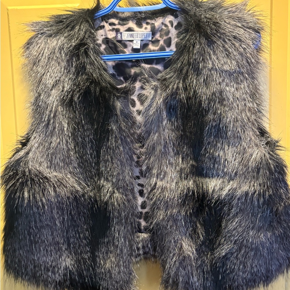 Jennifer Lopez Faux Fur Vest - Black/taupe